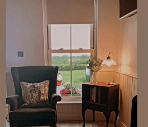 The Hay Loft, The Dark Hedges, Ballycastle with hot tub